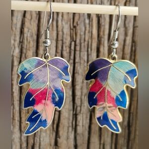 70's Enamel Leaf Design Wire Earrings Dangles Gold Tone Accent